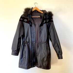 90s Women’s 100% Leather Jacket